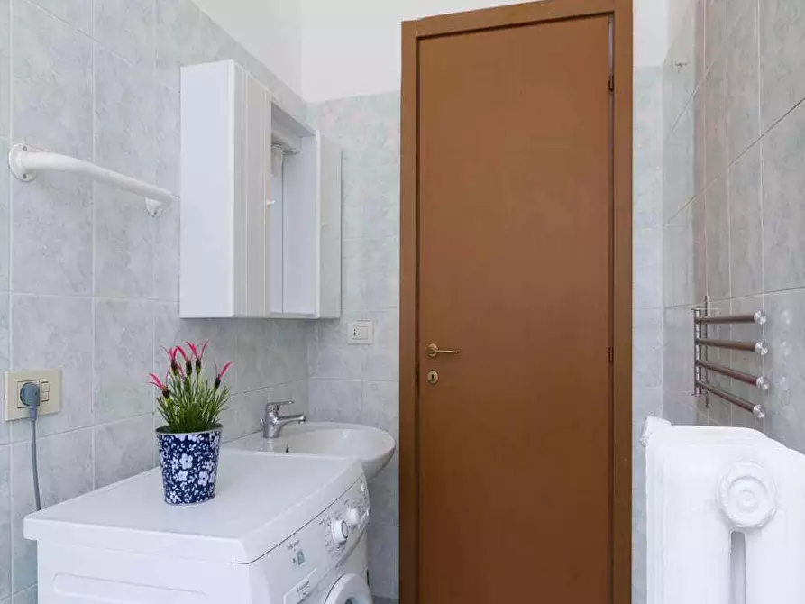 Immagine 32 di Camera in affitto  in Via Gustavo Modena35 a Milano