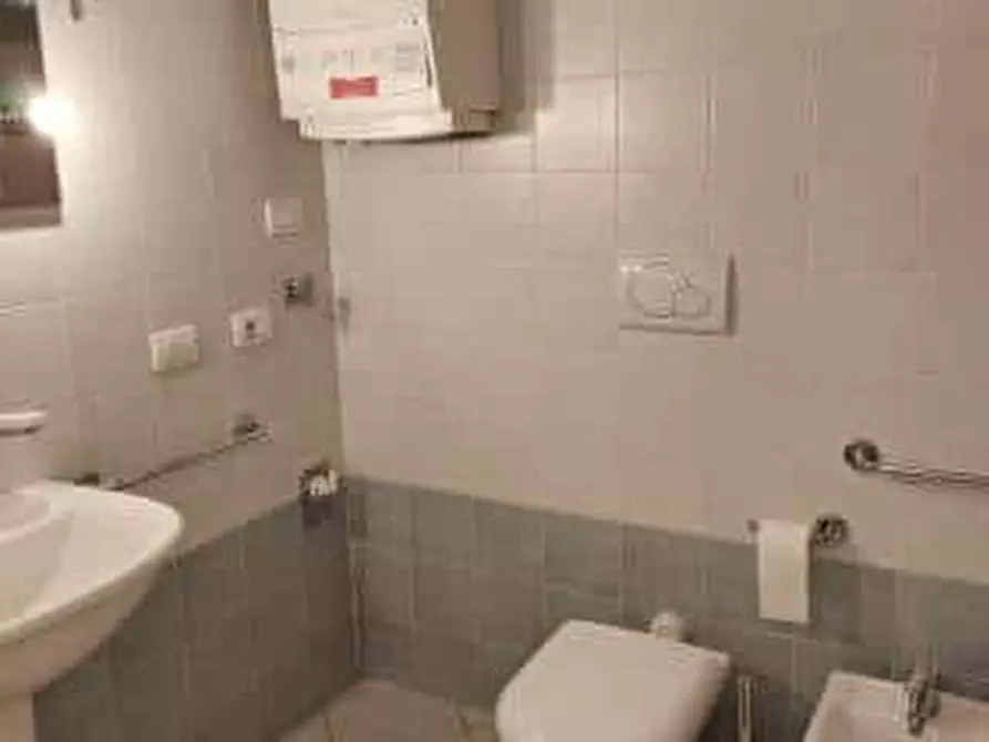 Immagine 8 di Appartamento in affitto  in Via Emilia Santo Stefano56 a Reggio Nell'emilia