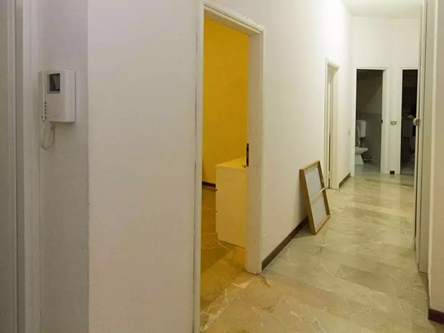 Immagine 13 di Camera in affitto  in Via Perugino a Milano