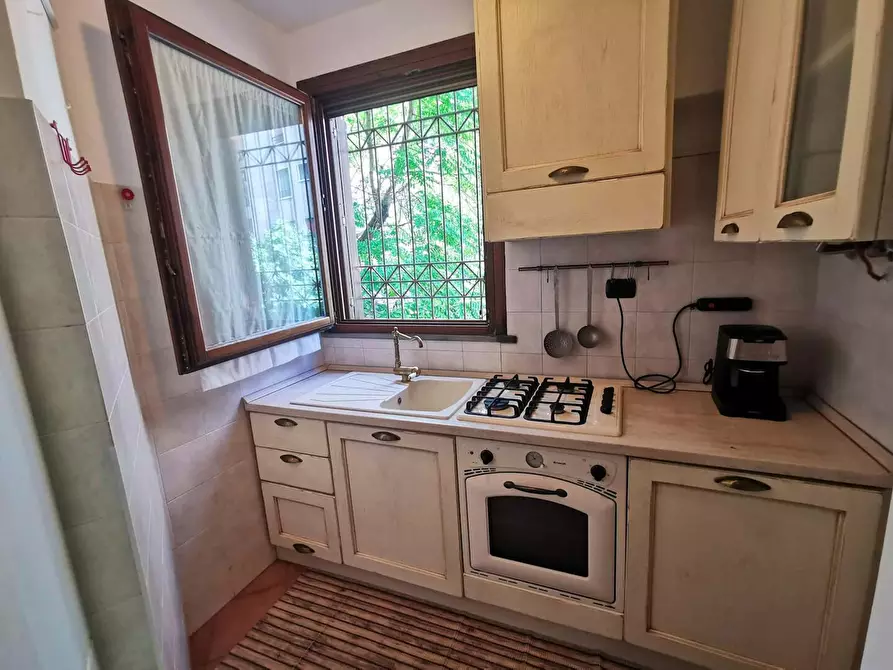 Immagine 13 di Appartamento in affitto  in Piazza Francesco Carrara a Milano