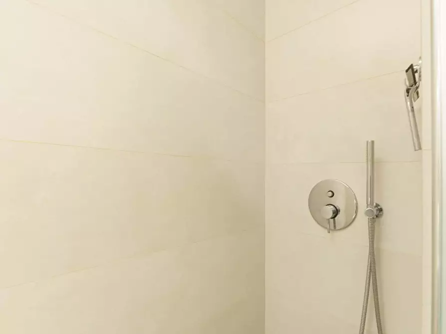 Immagine 7 di Appartamento in affitto  in Viale Francesco Restelli3 a Milano