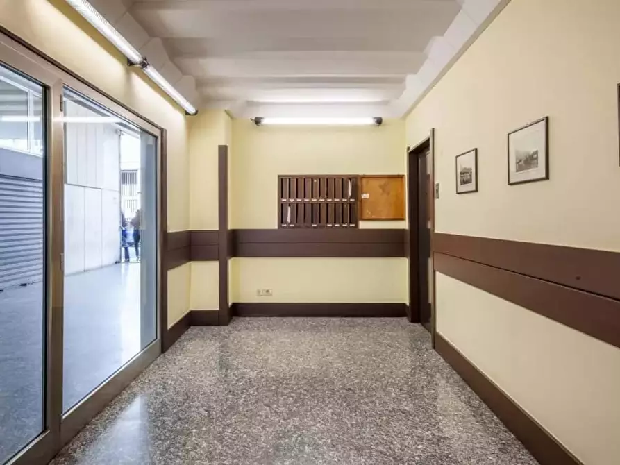 Immagine 23 di Appartamento in affitto  in Via San Gregorio43 a Milano