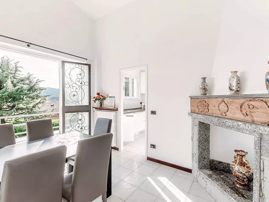 Immagine 11 di Appartamento in affitto  in Via Crotto Urago17 a Barni