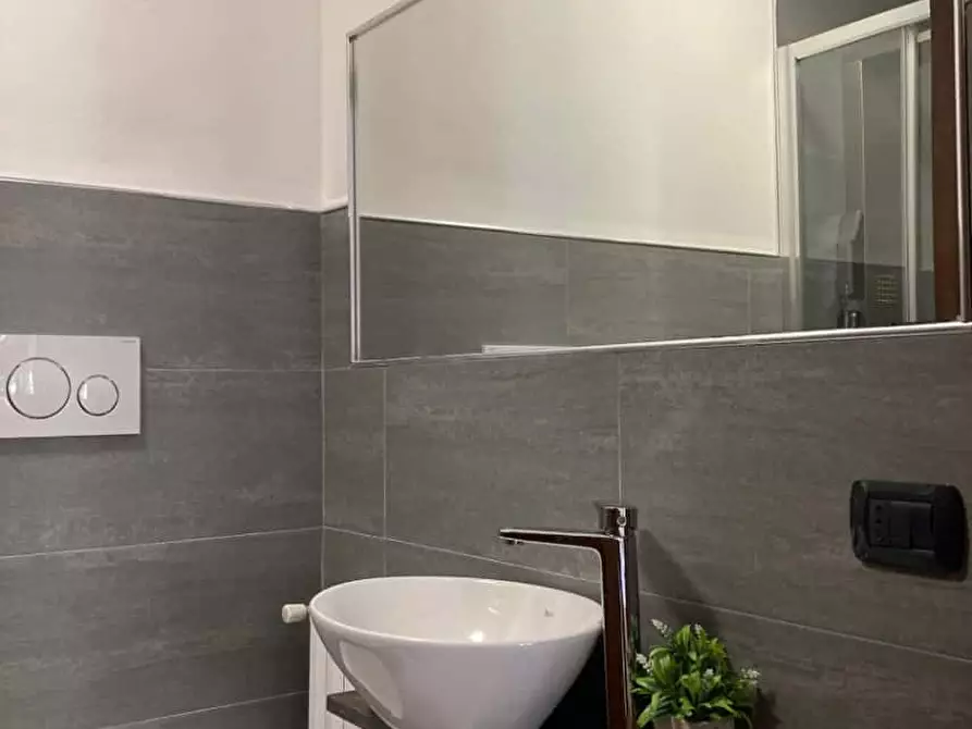 Immagine 19 di Appartamento in affitto  in Via San Giovanni alla Paglia15 a Milano