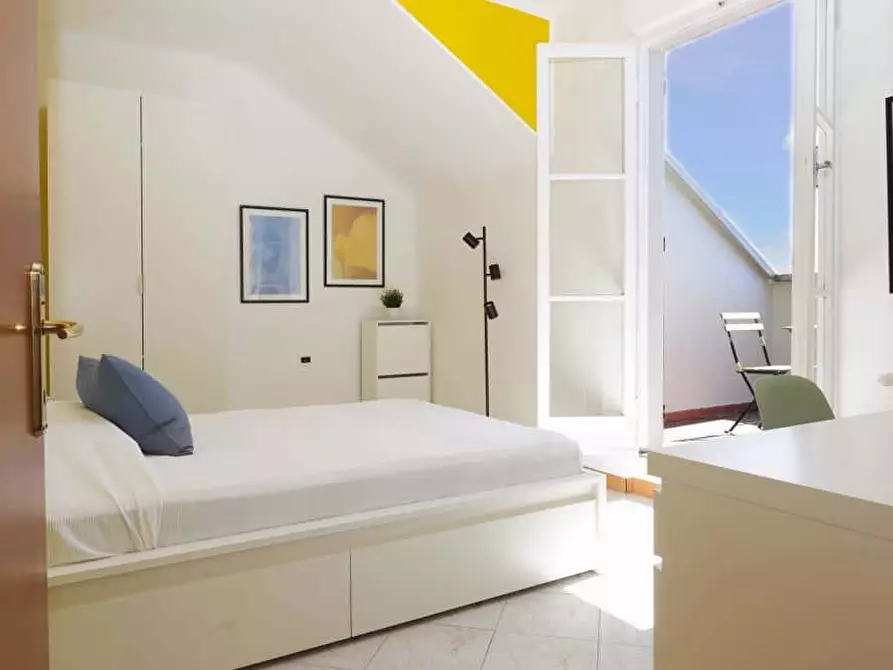 Immagine 5 di Camera in affitto  in Via Vigevano22 a Milano