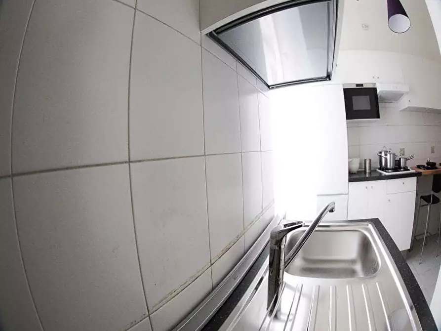 Immagine 5 di Camera in affitto  in Via Nicola D'Apulia19 a Milano