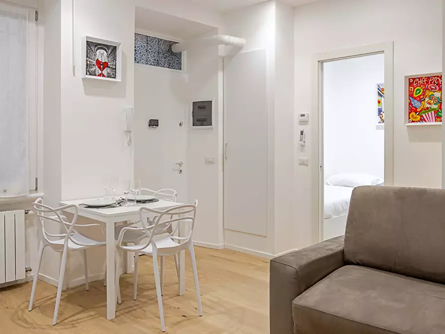 Immagine 3 di Appartamento in affitto  in Corso di Porta Ticinese40 a Milano