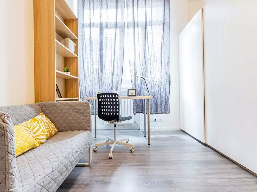 Immagine 4 di Camera in affitto  in Via Natale Battaglia27 a Milano