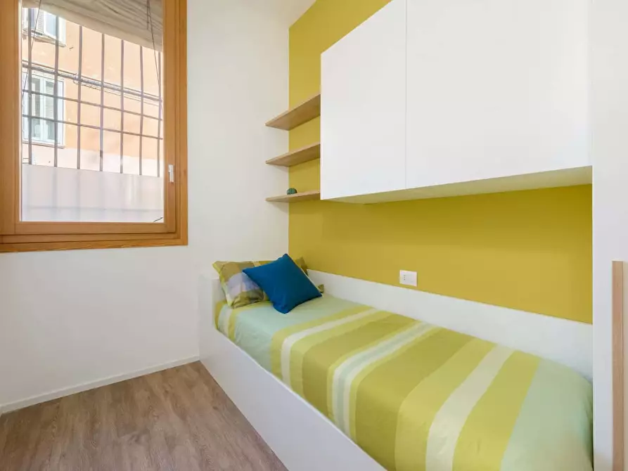 Immagine 3 di Camera in affitto  in Via Armari11 a Ferrara