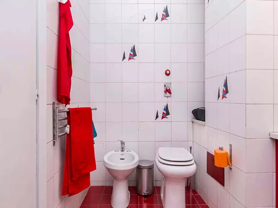 Immagine 33 di Camera in affitto  in Via Antonio Canova25 a Milano