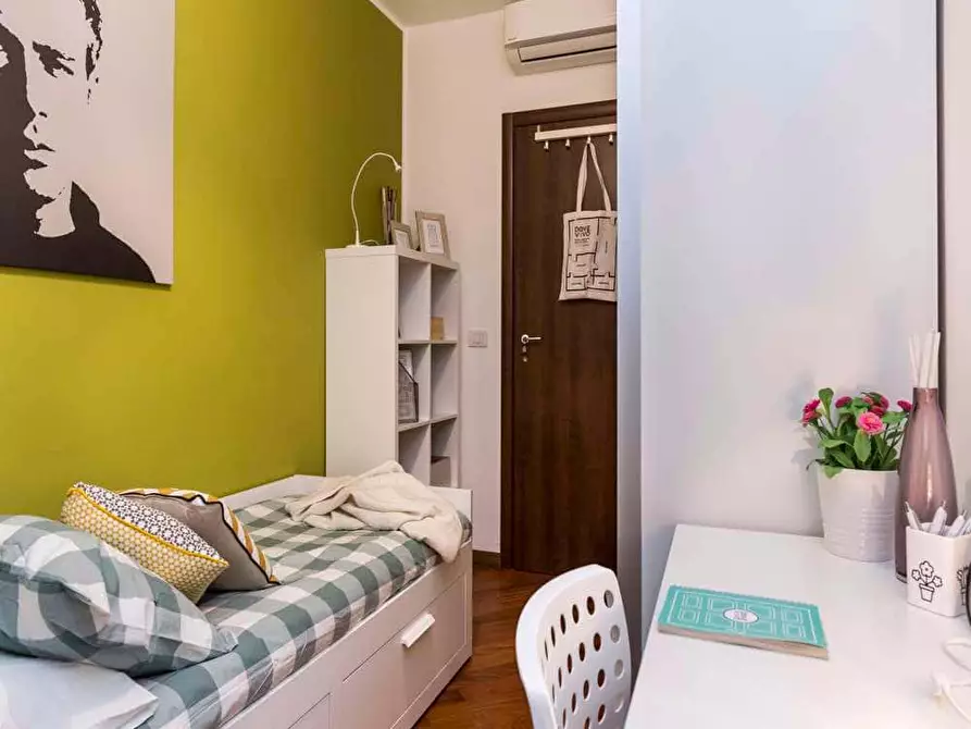 Immagine 3 di Camera in affitto  in Via Privata S. Martiniano1 a Milano