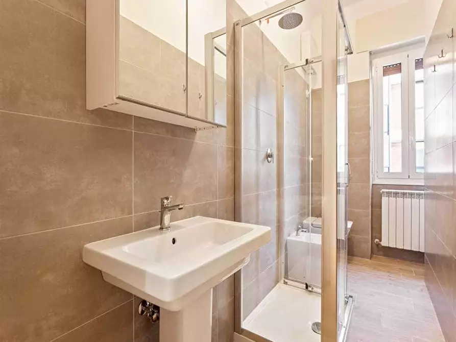 Immagine 7 di Camera in affitto  in Via Pantigliate6 a Milano