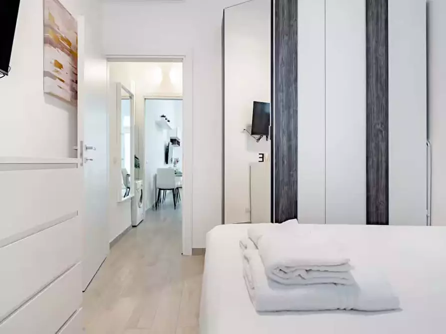 Immagine 2 di Appartamento in affitto  in Viale Carlo Troya23 a Milano