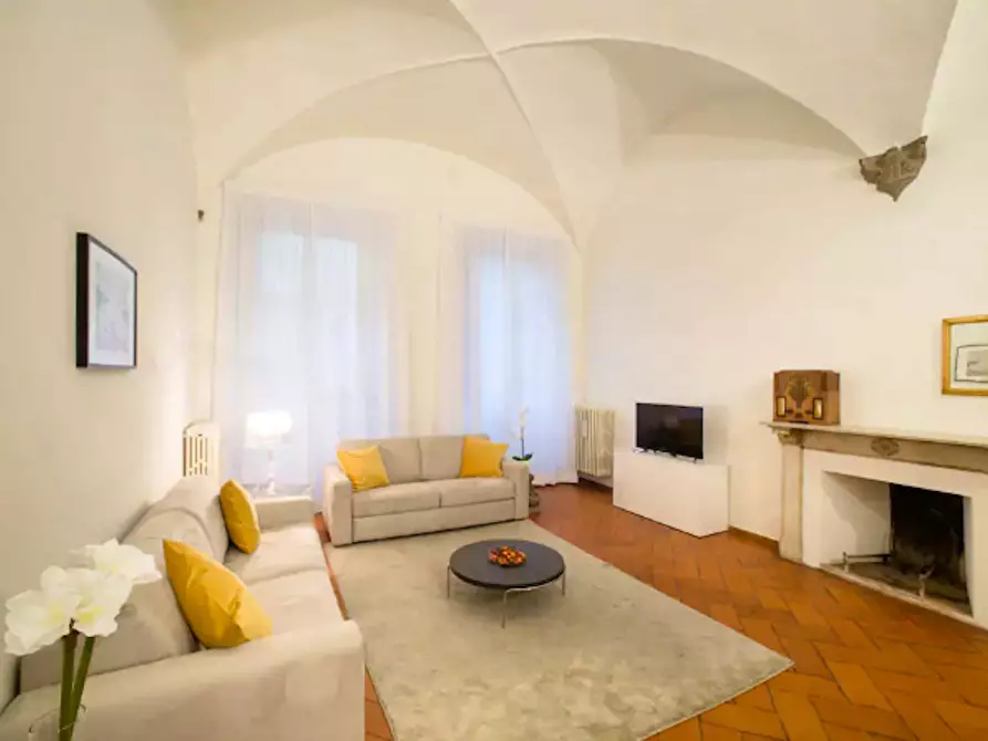 Immagine 9 di Appartamento in affitto  in Borgo Santi Apostoli a Firenze
