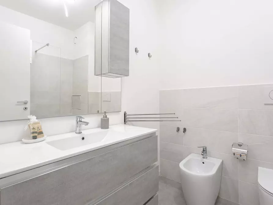 Immagine 19 di Appartamento in affitto  in Via Franco Russoli9 a Milano