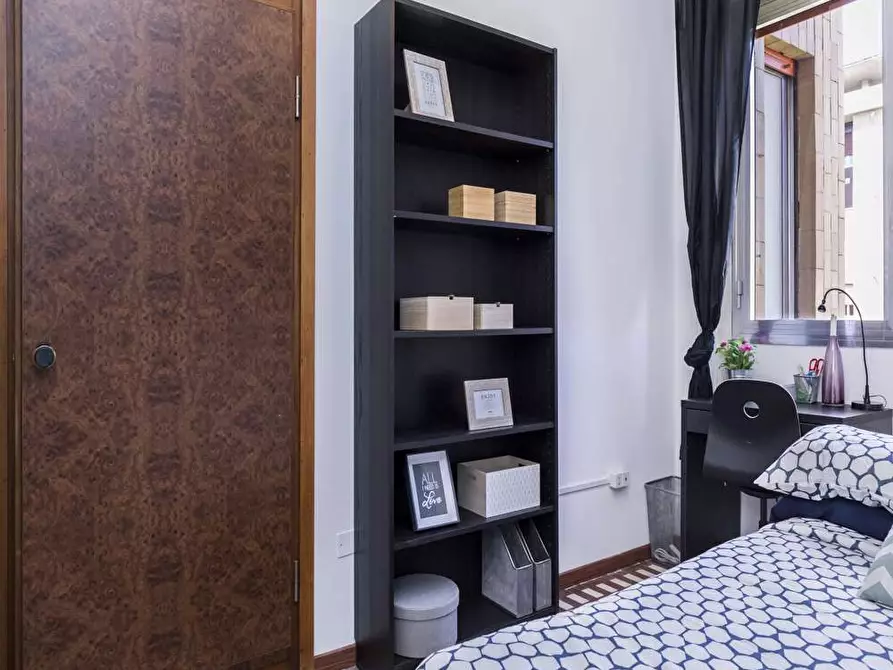 Immagine 2 di Camera in affitto  in Via Giuseppe Frua16 a Milano