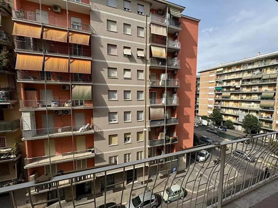 Immagine 11 di Appartamento in affitto  in Via Cairano11 a Roma