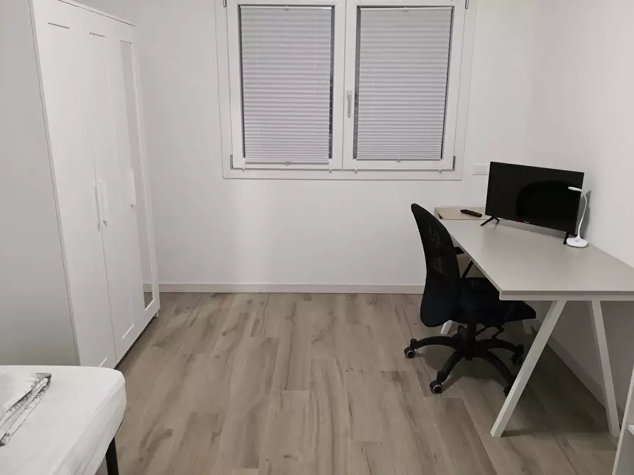 Immagine 2 di Camera in affitto  in Via Vecchia66 a Padova