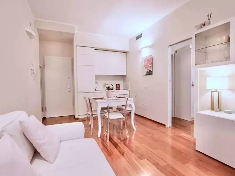 Immagine 6 di Appartamento in affitto  in Via Carlo Tenca7 a Milano