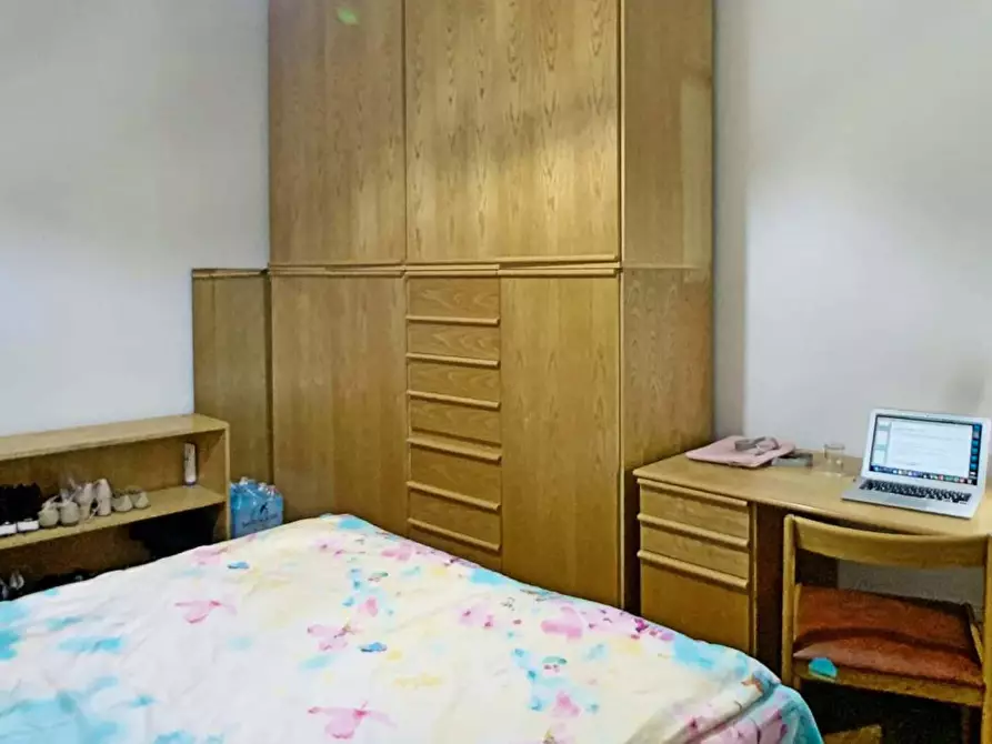 Immagine 3 di Camera in affitto  in Alzaia Naviglio Pavese106 a Milano