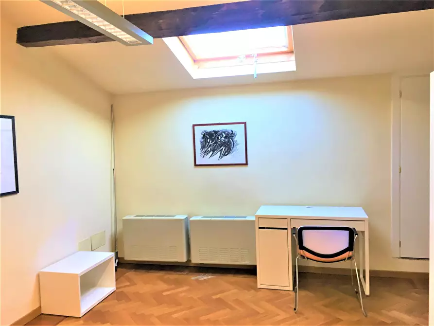 Immagine 2 di Camera in affitto  in Via Castelfidardo30 a Firenze