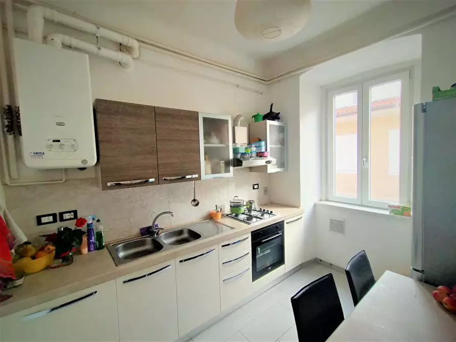 Immagine 4 di Camera in affitto  in Via del Toro9 a Trieste