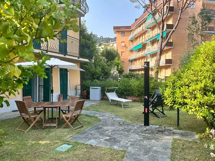 Immagine 1 di Appartamento in affitto  in Via Costamezzana a Santa Margherita Ligure