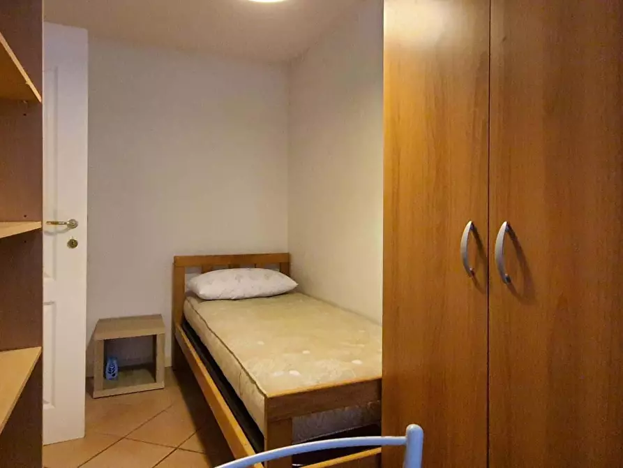 Immagine 2 di Camera in affitto  in Vicolo Morosante8 a Trento