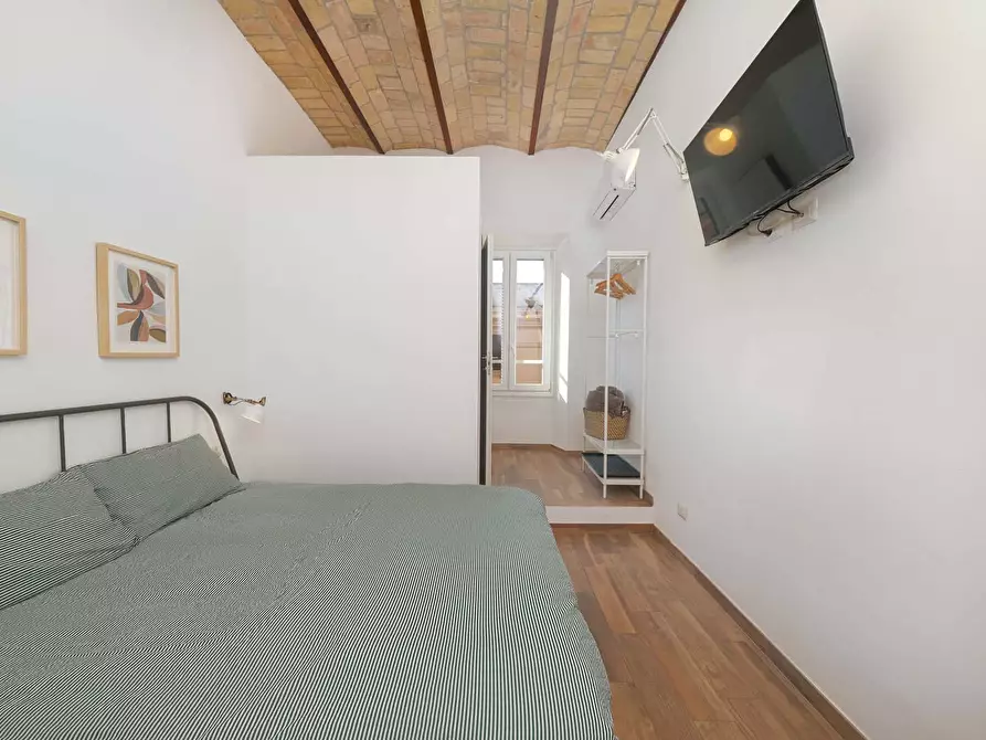 Immagine 24 di Appartamento in affitto  in Via del Commercio12 a Roma