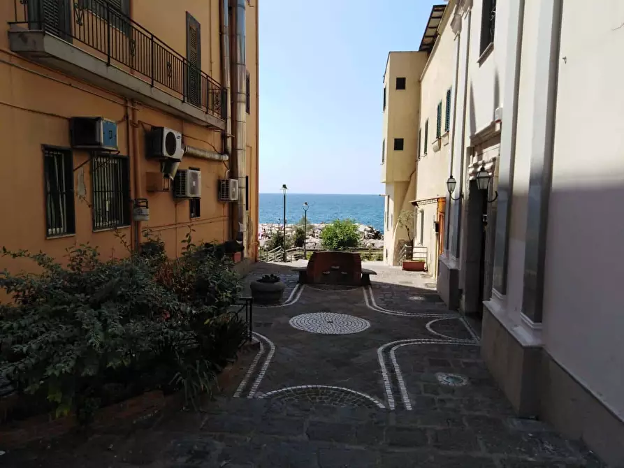 Immagine 9 di Appartamento in affitto  in Via Giacomo Matteotti18 a Pozzuoli