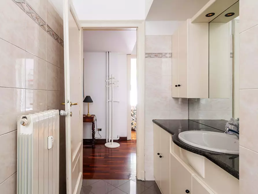 Immagine 7 di Appartamento in affitto  in Via Eugenio Vaina12 a Milano