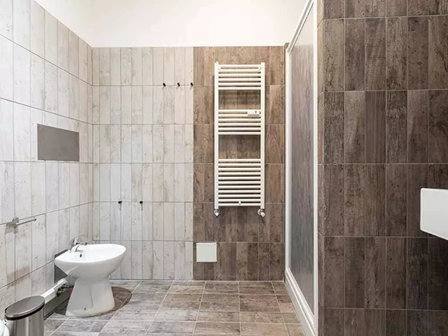 Immagine 33 di Camera in affitto  in Viale Col di Lana6 a Milano