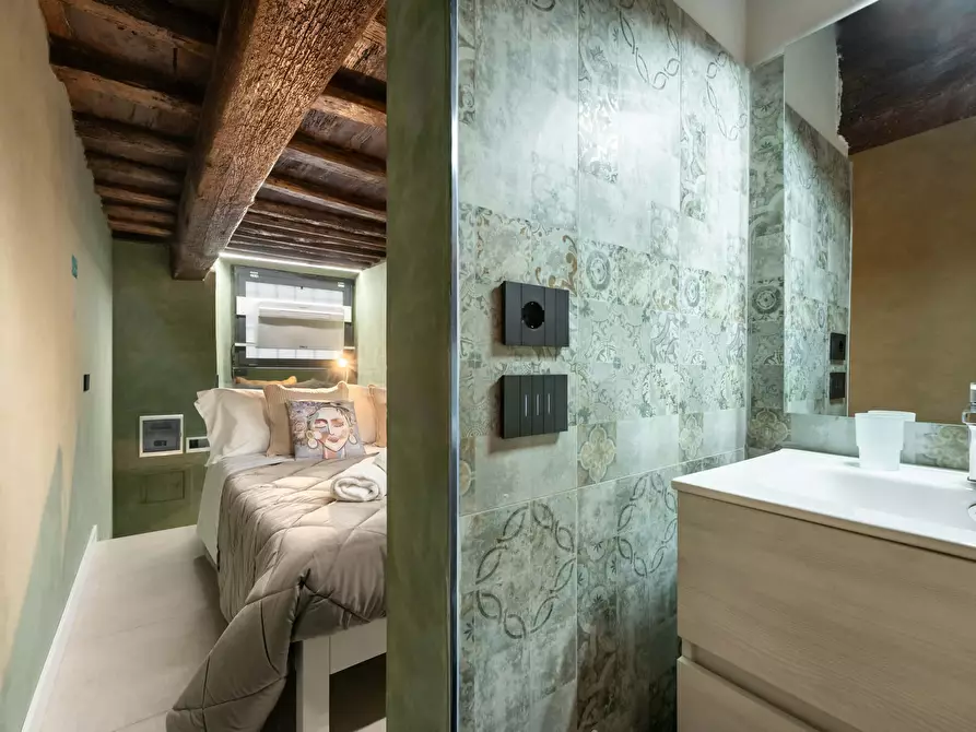 Immagine 8 di Appartamento in affitto  in Via della Vigna Vecchia a Firenze