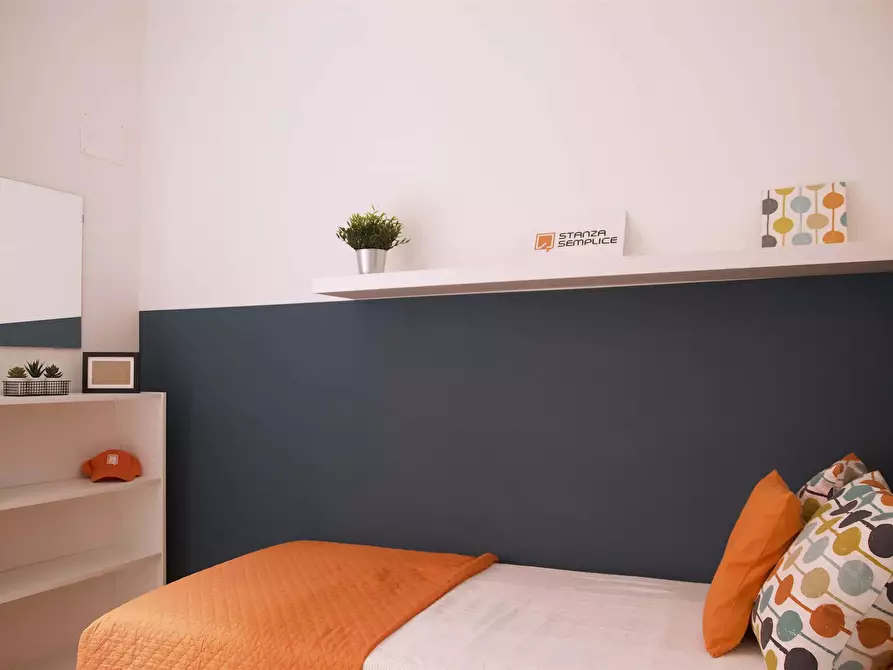 Immagine 1 di Camera in affitto  in Via Marsili2 a Bologna