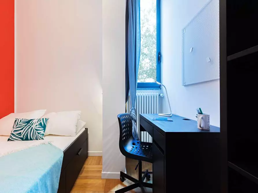 Immagine 4 di Camera in affitto  in Via dei Fontanili1 a Milano