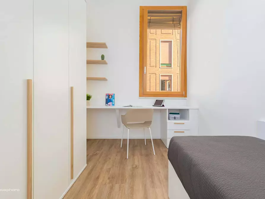 Immagine 2 di Camera in affitto  in Via Armari11 a Ferrara