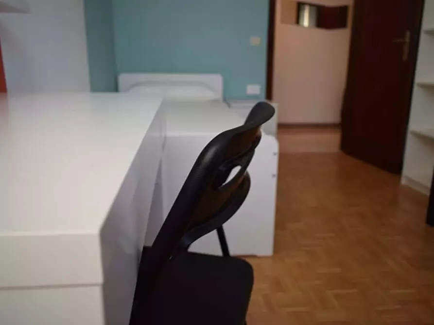Immagine 10 di Camera in affitto  in Via Rocca D'Anfo7 a Brescia