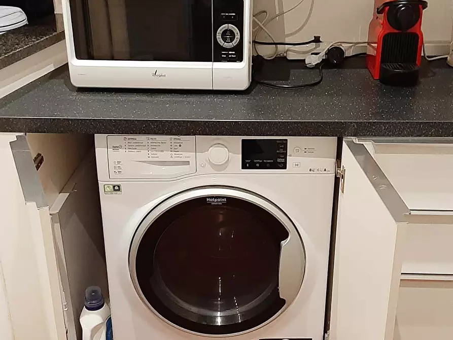 Immagine 7 di Appartamento in affitto  in Via Monte Grappa3 a Bologna