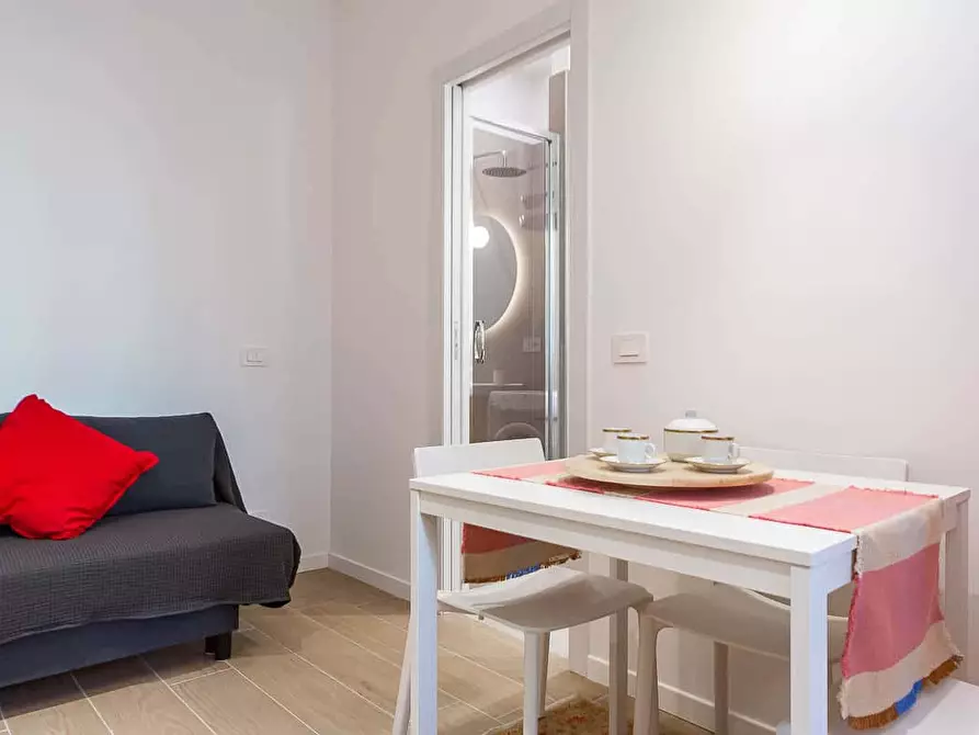 Immagine 46 di Appartamento in affitto  in Via Salasco5 a Milano