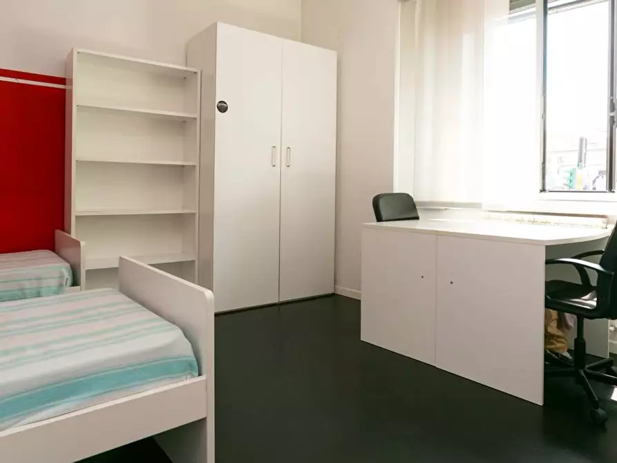 Immagine 4 di Camera in affitto  in Viale Liguria51 a Milano