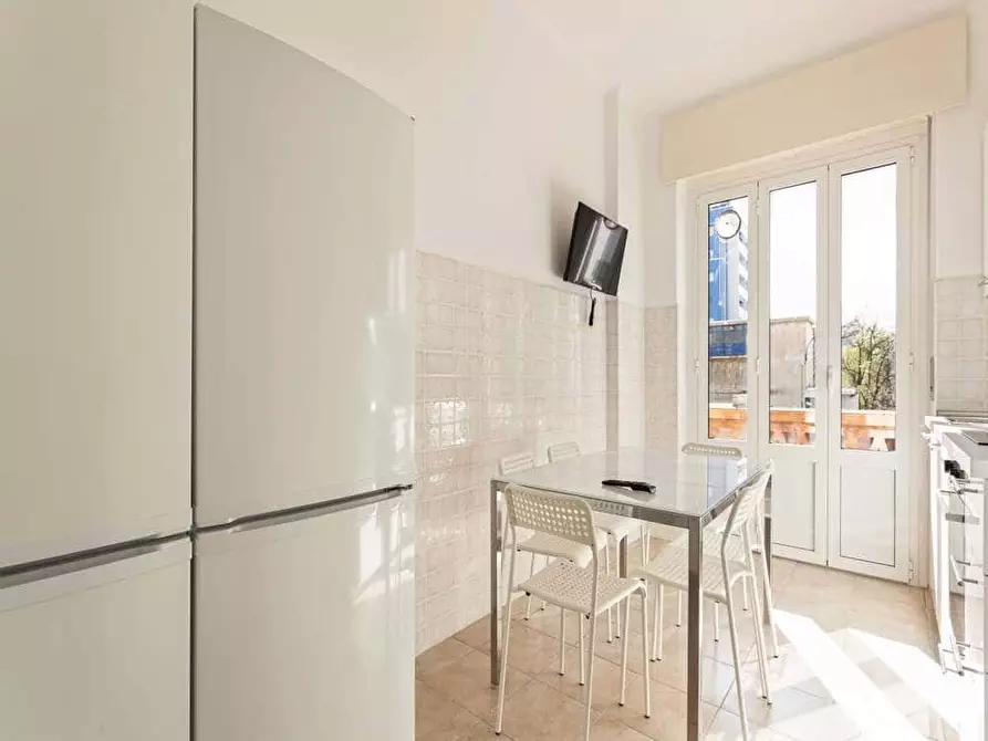 Immagine 18 di Camera in affitto  in Via Pantigliate6 a Milano