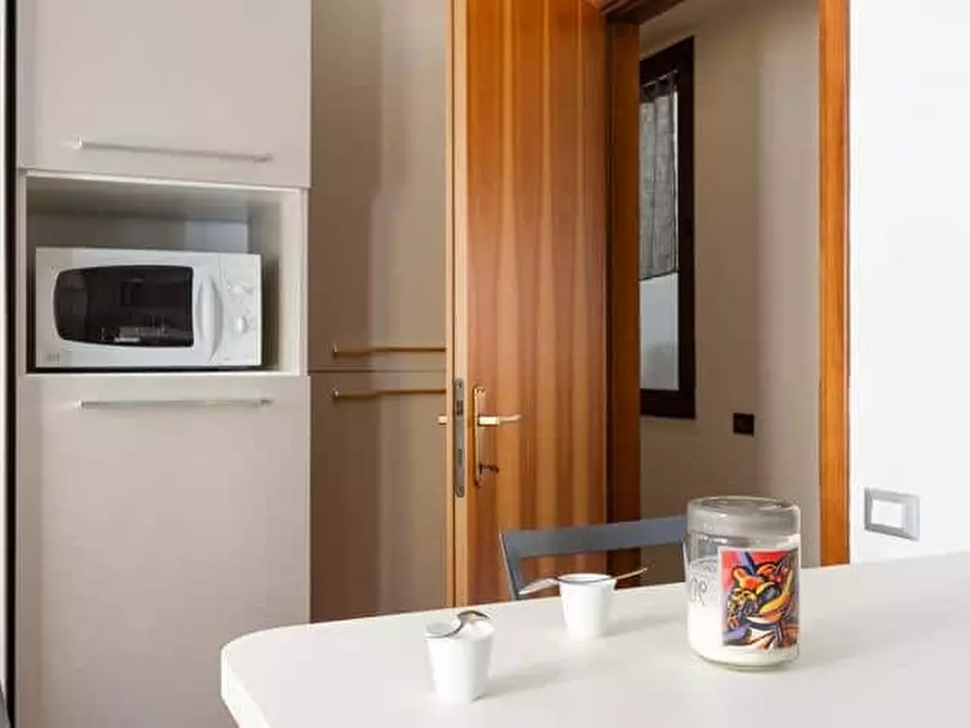 Immagine 16 di Appartamento in affitto  in Via Tiziano Vecellio11 a Trieste