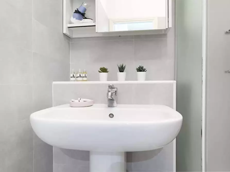 Immagine 16 di Appartamento in affitto  in Via Guglielmo Marconi65 a Bologna