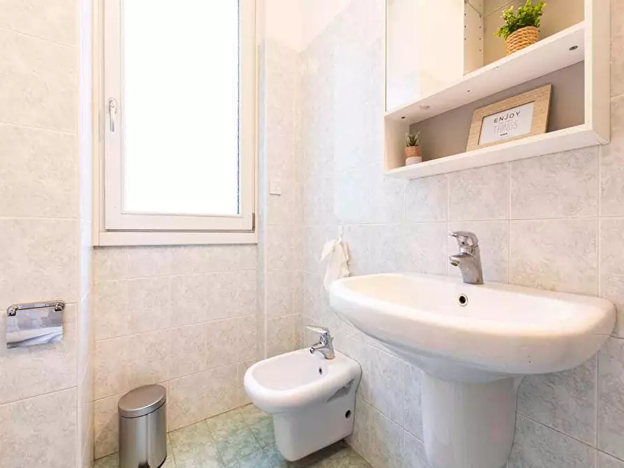 Immagine 14 di Camera in affitto  in Corso Vercelli25 a Milano