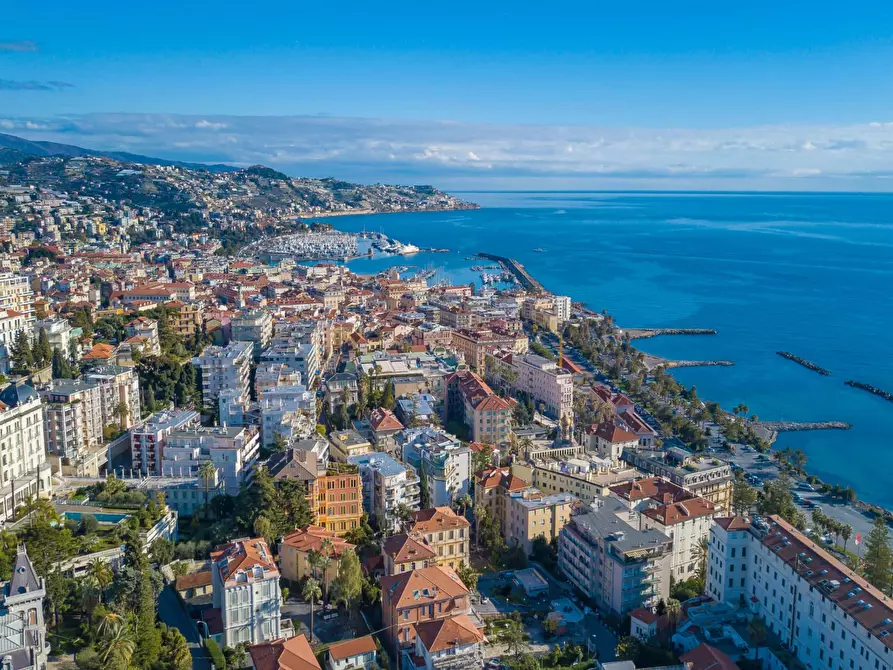 Immagine 15 di Appartamento in affitto  in Via Romolo Moreno16 a San Remo