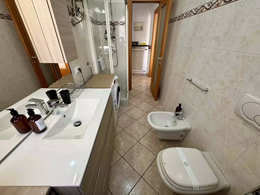 Immagine 19 di Appartamento in affitto  in Via Magenta6 a Como