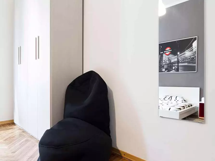 Immagine 7 di Camera in affitto  in Via Temistocle Calzecchi15 a Milano