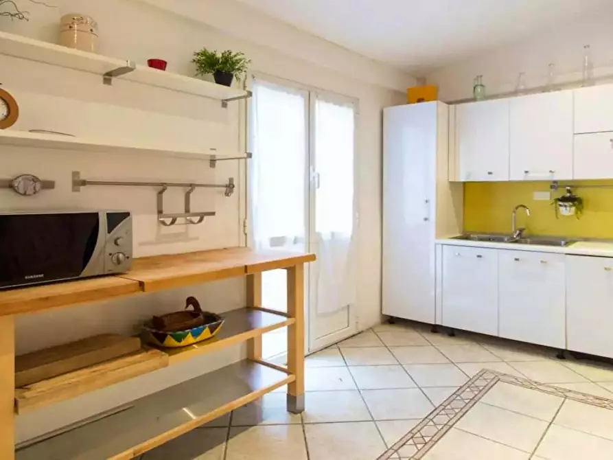 Immagine 14 di Appartamento in affitto  in Via Sebenico a Milano