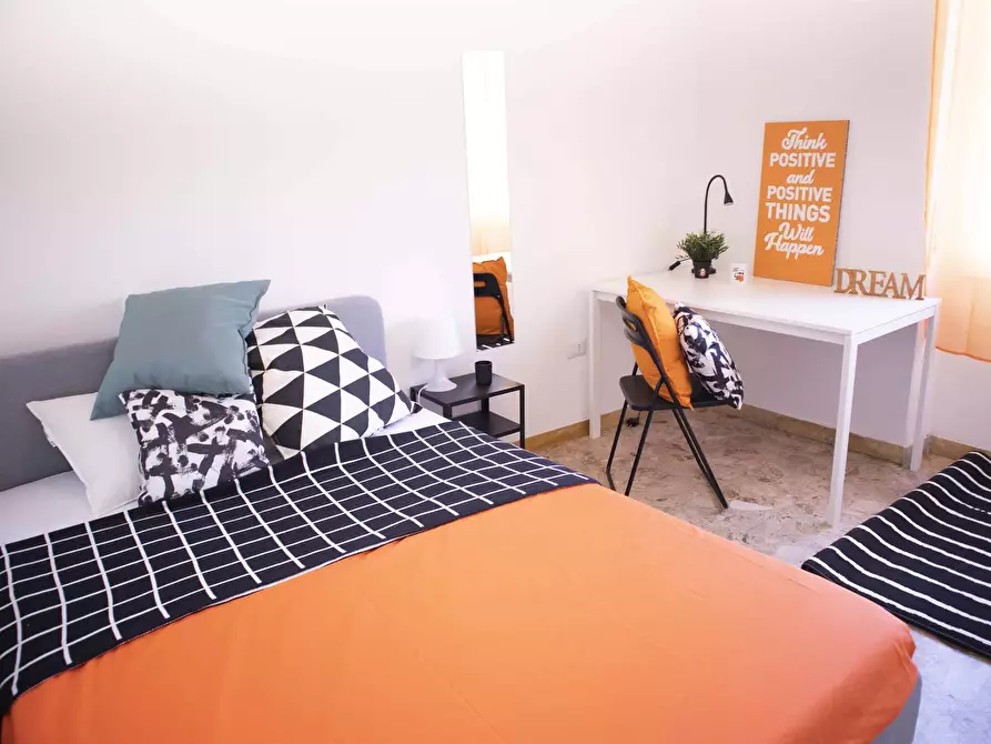 Immagine 1 di Camera in affitto  in Via Ludovico Ariosto11 a Cagliari