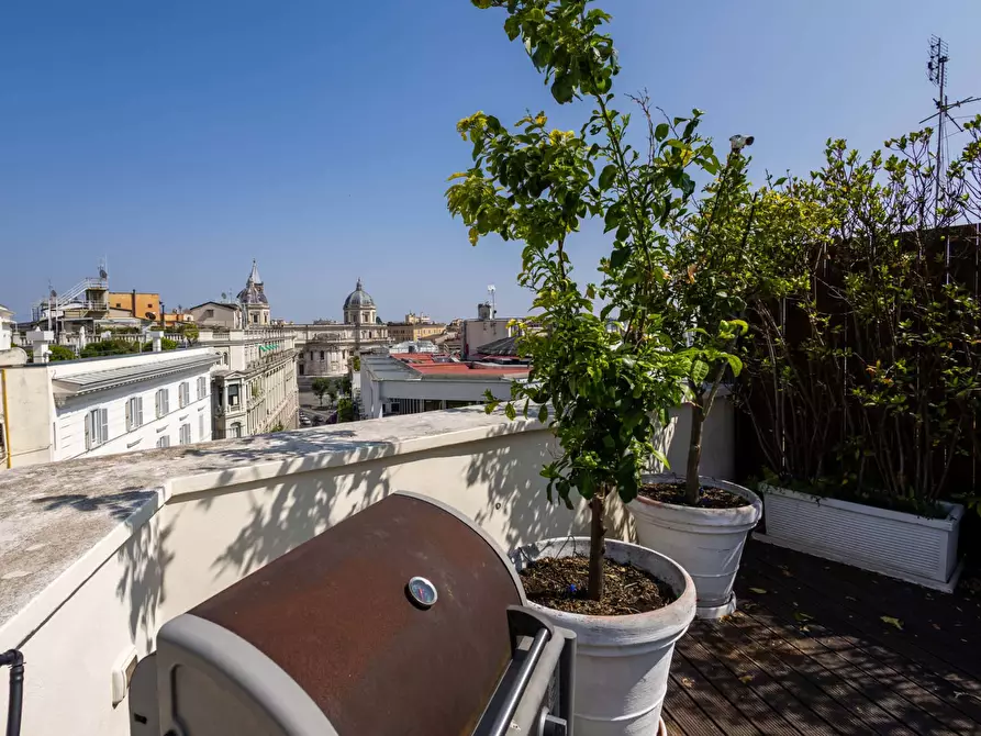 Immagine 61 di Appartamento in affitto  in Via Torino7 a Roma